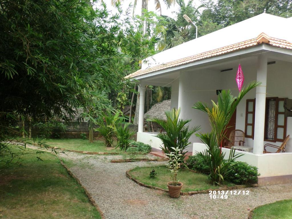 Heavenly Breeze Hotell Varkala Exteriör bild